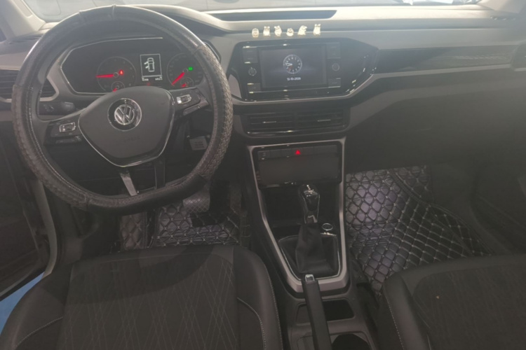 Volkswagen T-Cross 2020 #10 Volkswagen T-Cross 2020 immagine di auto #10