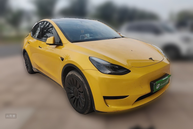 Tesla Model Y 2024 #4 Tesla Model Y 2024 car image #4