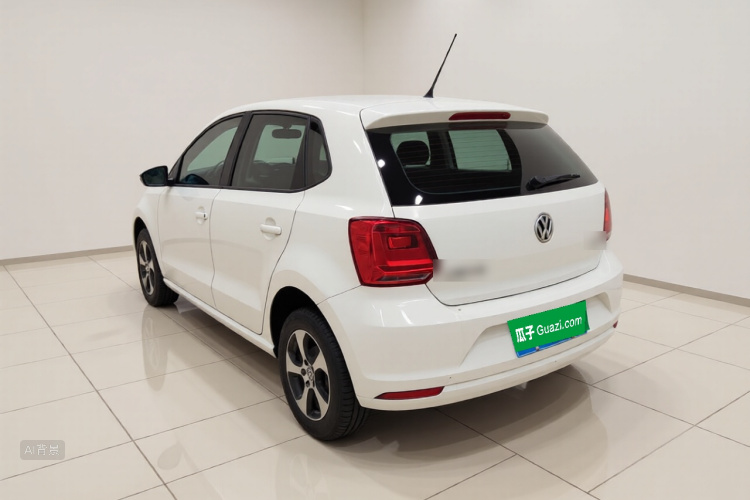 Volkswagen Polo 2016 car image #5