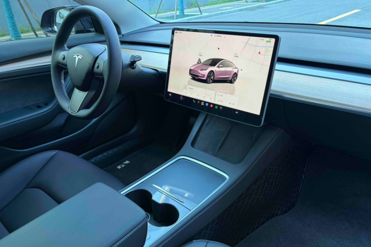 Tesla Model 3 2023 #11 Tesla Model 3 2023 car image #11