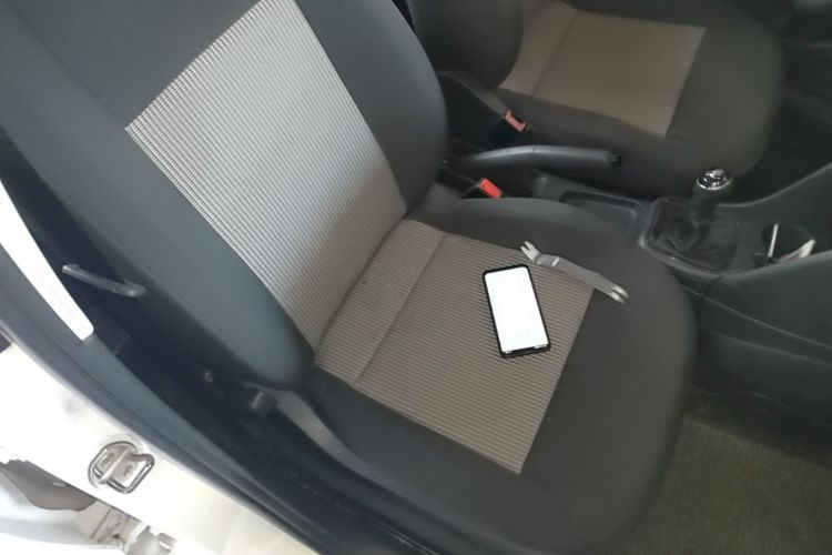 Volkswagen Polo 2016 #24 Volkswagen Polo 2016 car image #24