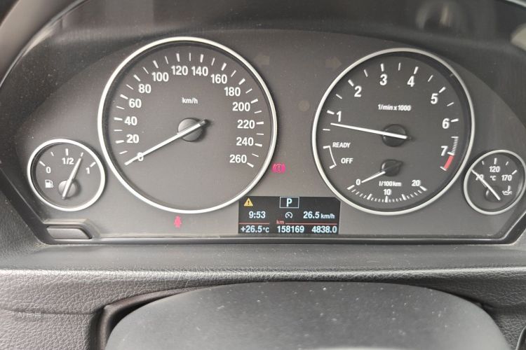 BMW 3 Series 2014 car image #13