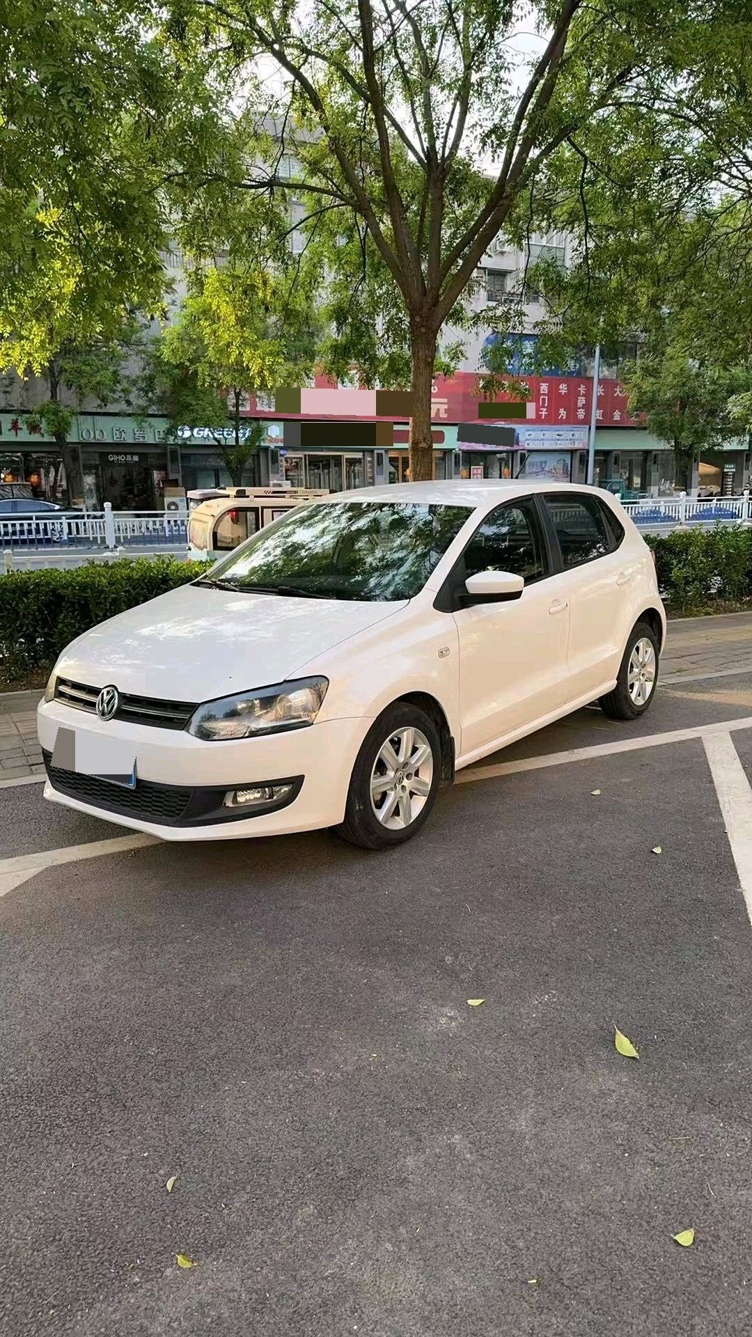 Volkswagen Polo 2013 Volkswagen Polo 2013 car image
