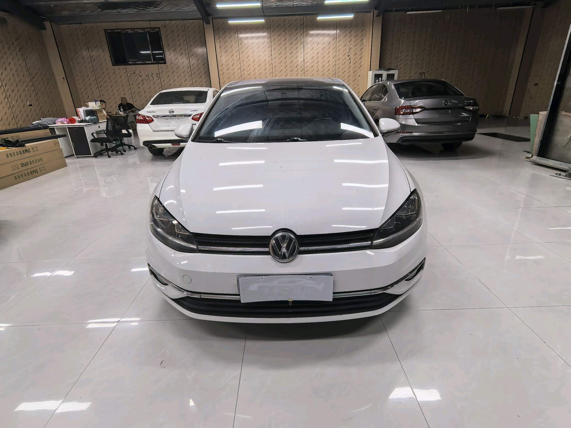 2018 image de voiture #2