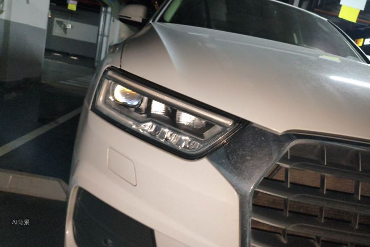 Audi Q3 2018 #8 Audi Q3 2018 car image #8
