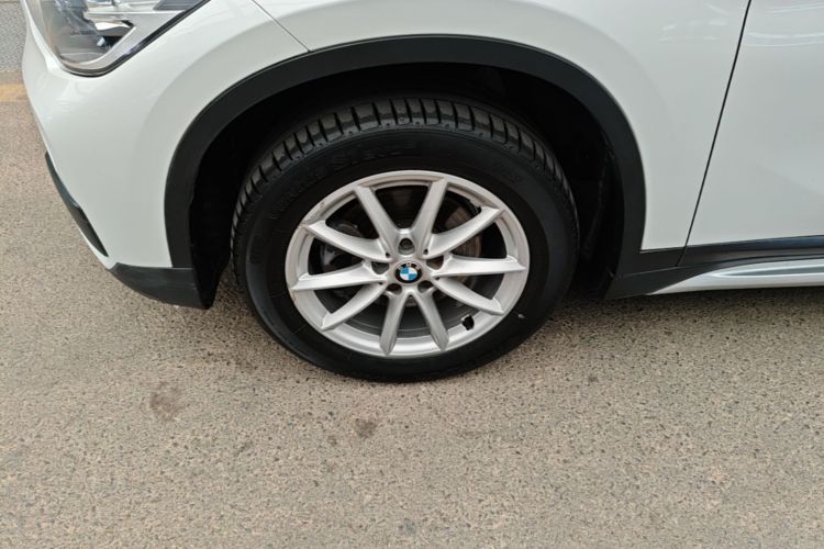 BMW X1 2019 #9 BMW X1 2019 car image #9