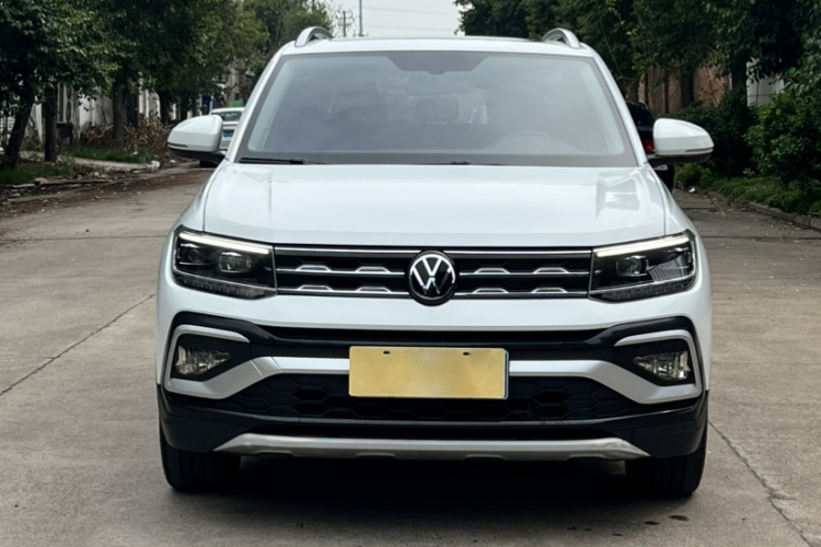 Volkswagen T-Cross 2023 car image #6