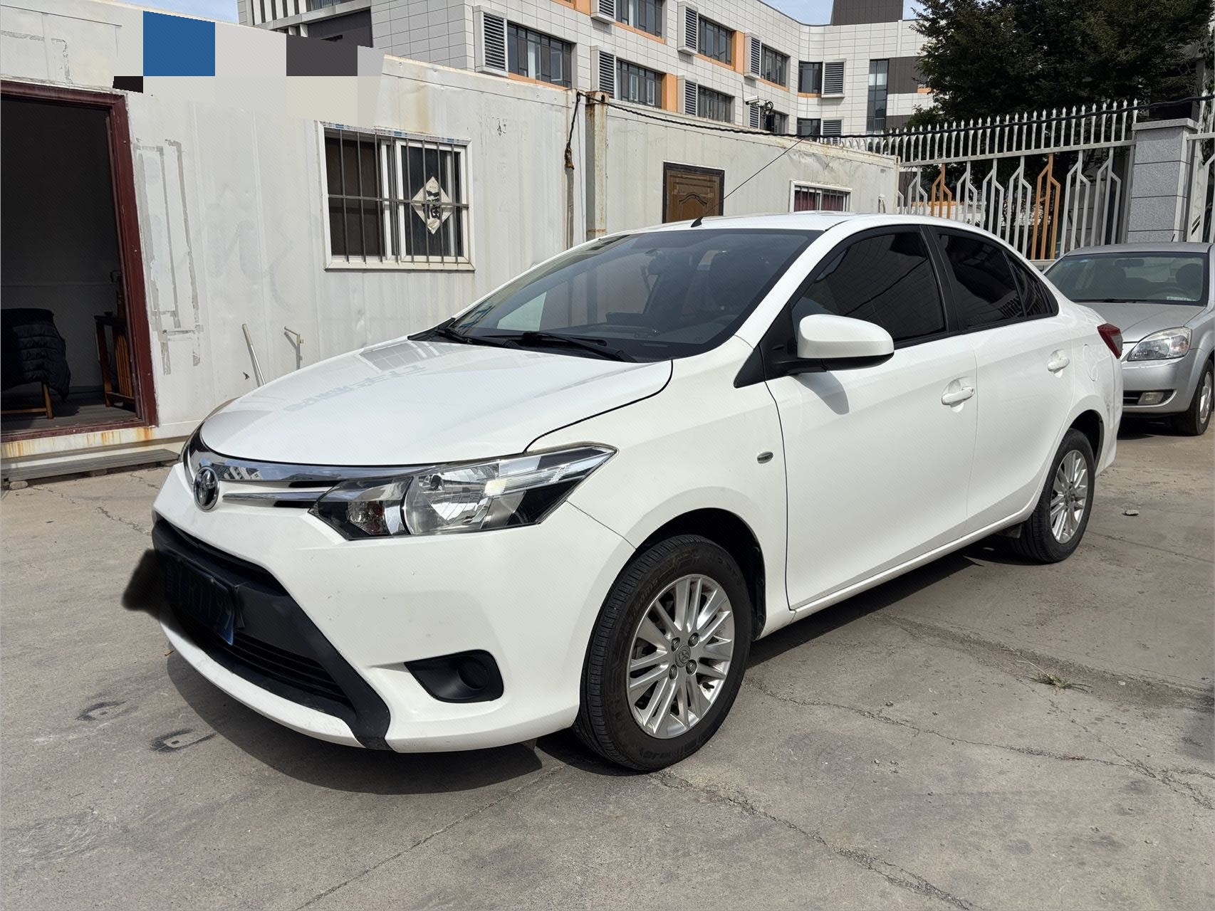 Toyota Vios 2015 Toyota Vios 2015 car image