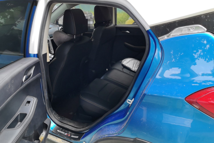 BYD Yuan New Energy 2019 immagine di auto #10