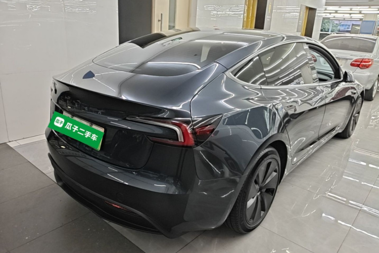 Tesla Model 3 2024 #7 Tesla Model 3 2024 immagine di auto #7