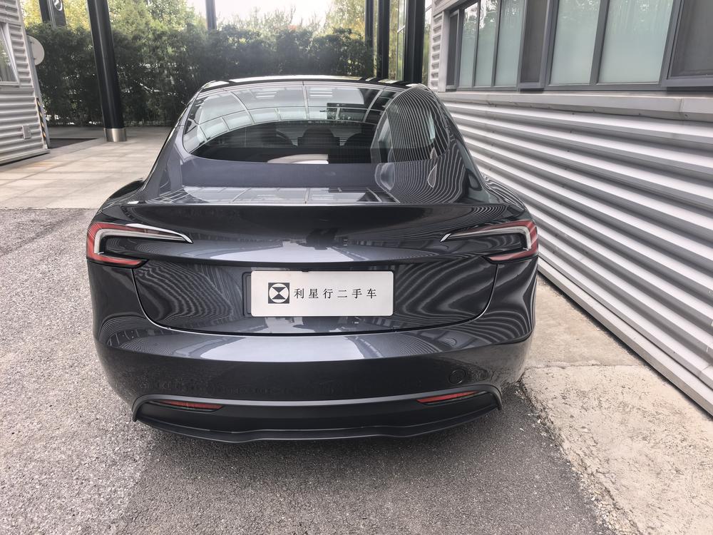 Tesla Model 3 2024 #4 Tesla Model 3 2024 car image #4