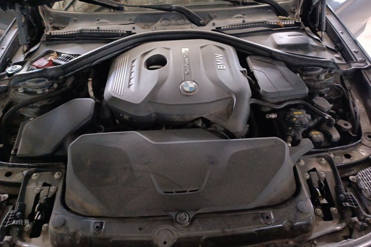 BMW 3 Series GT 2018 car image #22