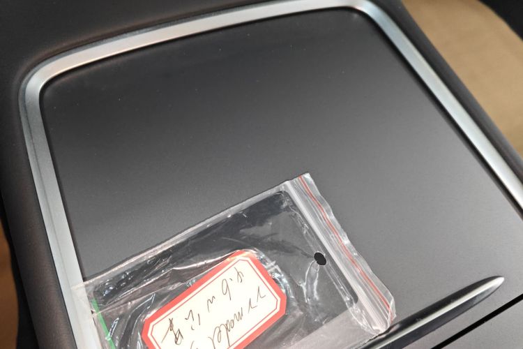 Tesla Model 3 2022 car image #14