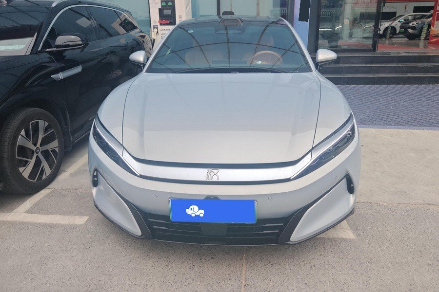 BYD HanL 2025 #2 BYD HanL 2025 صورة سيارة #2