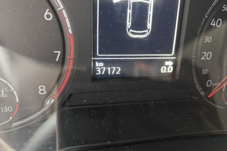 Volkswagen Polo 2021 car image #8