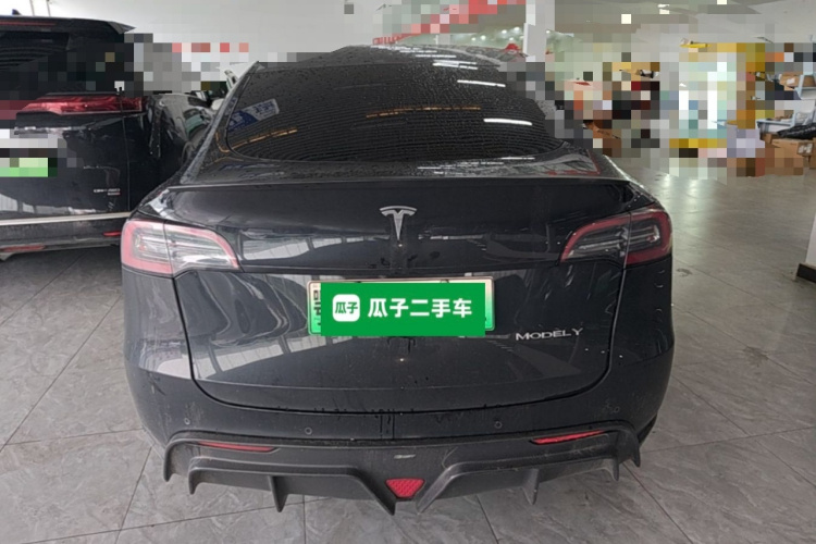 Tesla Model Y 2022 #6 Tesla Model Y 2022 car image #6