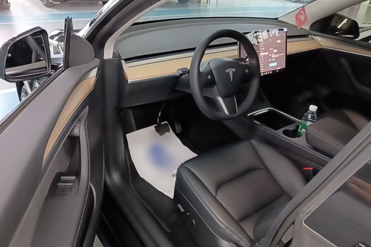 Tesla Model Y 2022 #16 Tesla Model Y 2022 immagine di auto #16