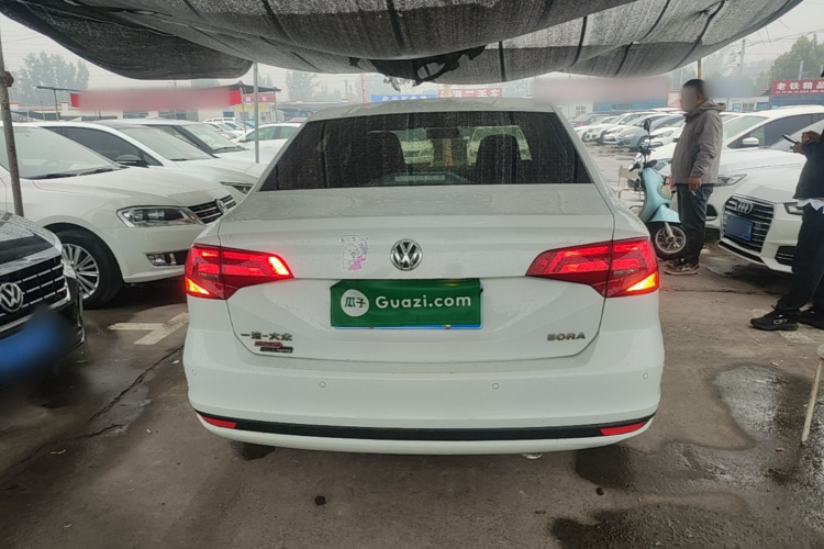 Volkswagen Bora 2022 car image #4
