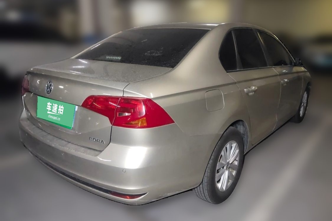 Volkswagen Bora 2016 car image #4