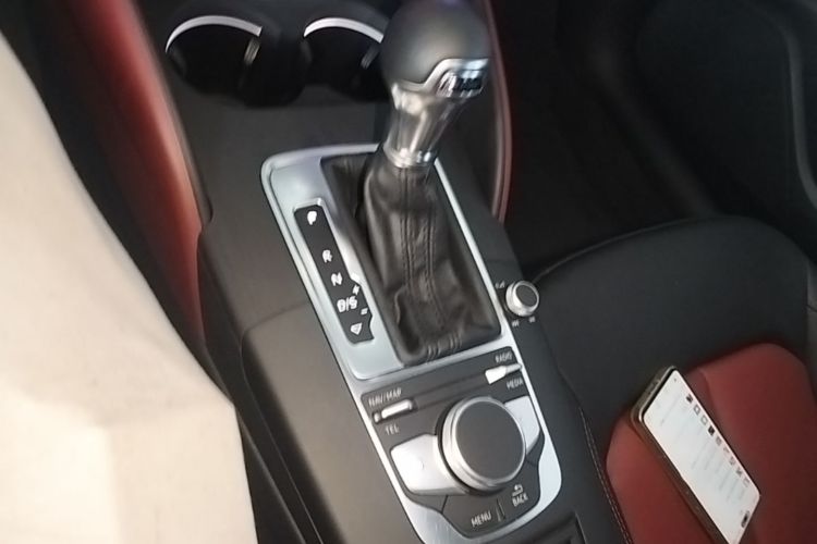 Audi A3 2018 #14 Audi A3 2018 car image #14