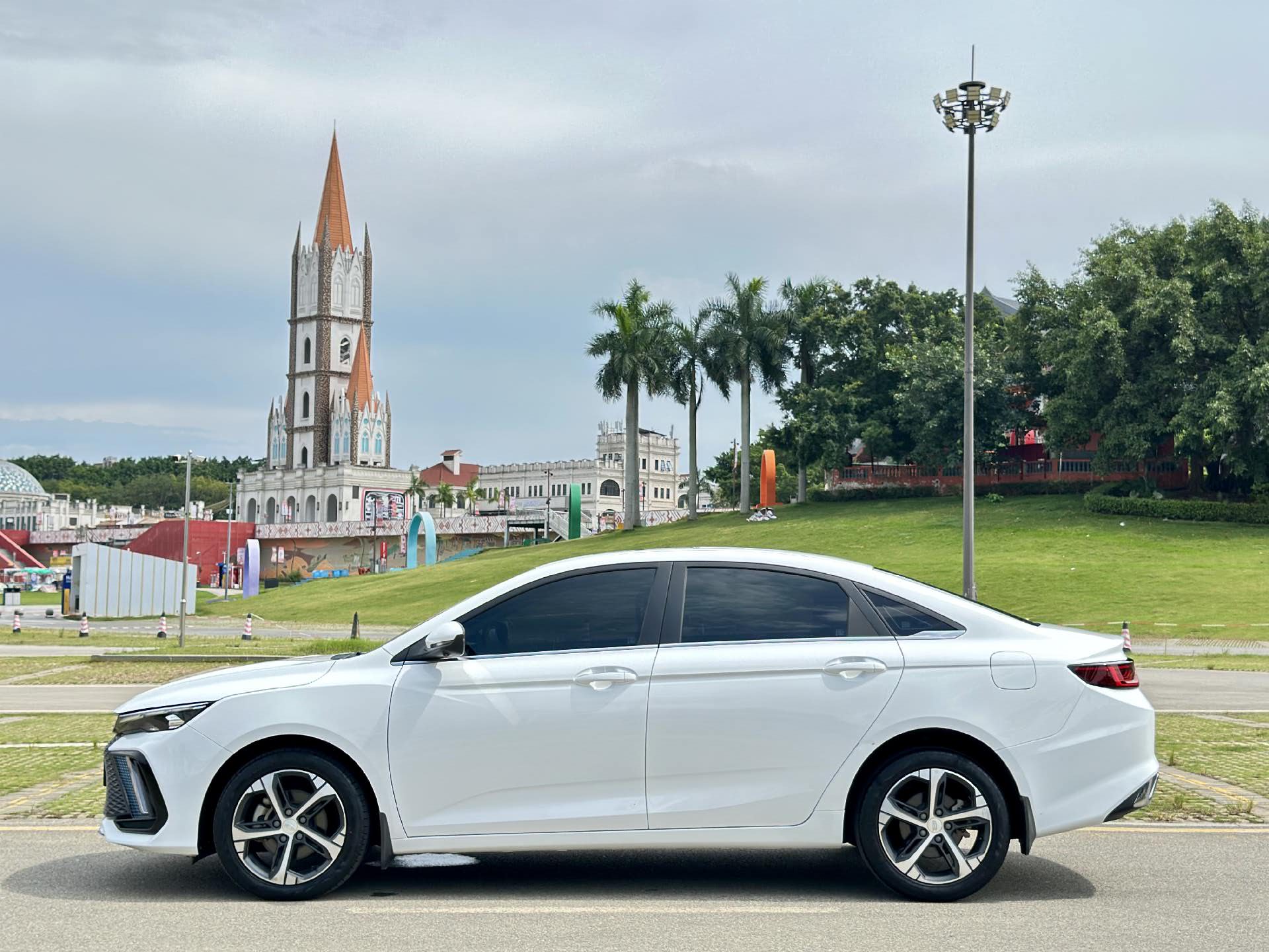 GEELY Emgrand L 2022 #5 GEELY Emgrand L 2022 car image #5