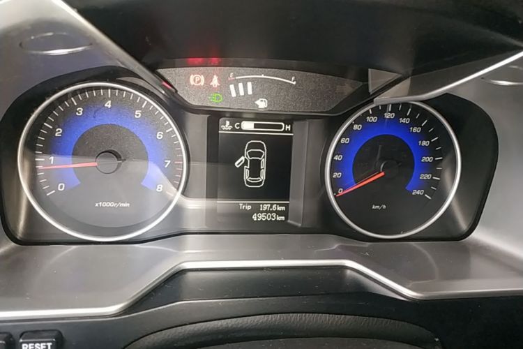 GEELY Emgrand 2015 #12 GEELY Emgrand 2015 car image #12
