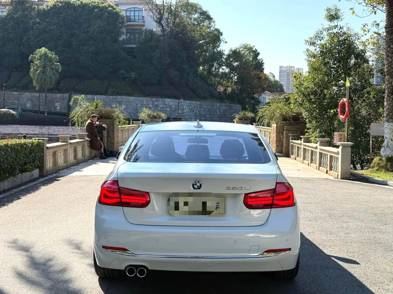 BMW 3 Series 2017 image de voiture #8