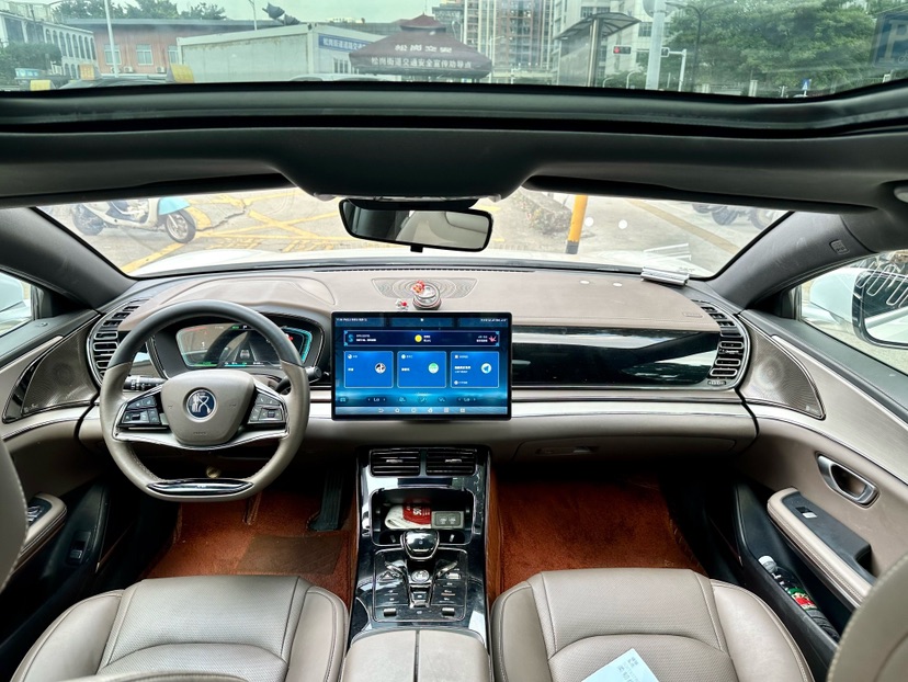 BYD Han 2022 immagine di auto #6