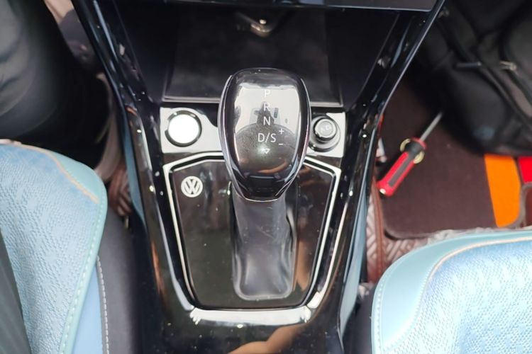 Volkswagen Tharu 2024 car image #14