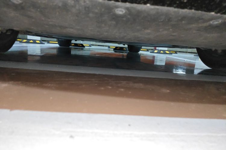 Tesla Model 3 2022 car image #25