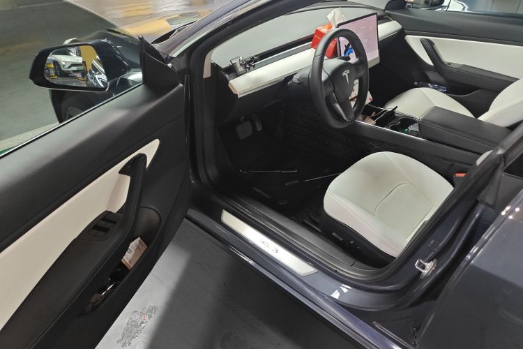 Tesla Model 3 2020 #16 Tesla Model 3 2020 car image #16