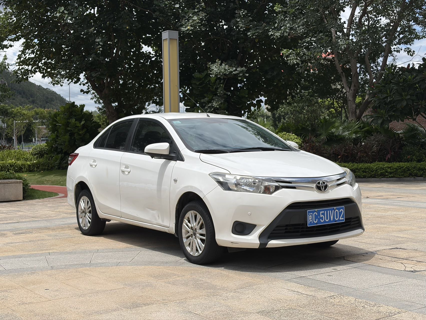 Toyota Vios 2015 car image #2