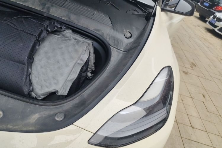 Tesla Model Y 2023 #29 Tesla Model Y 2023 car image #29