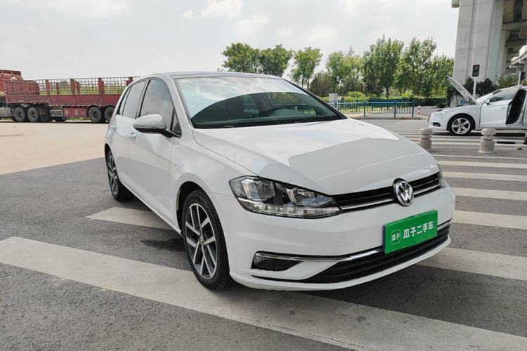 Volkswagen Golf 2020 #4 Volkswagen Golf 2020 car image #4