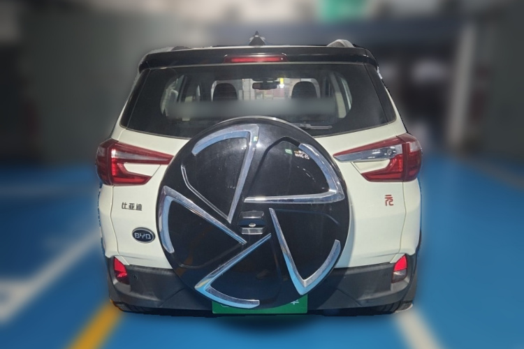 BYD Yuan 2016 #4 BYD Yuan 2016 car image #4