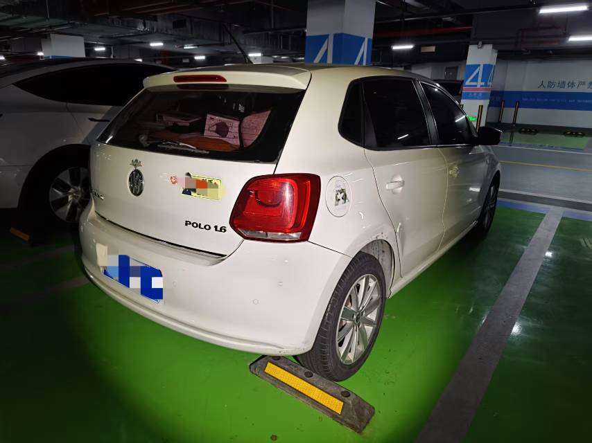 Volkswagen Polo 2013 car image #8