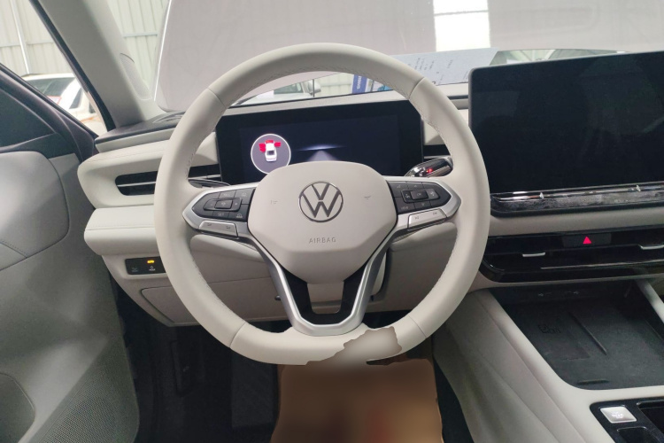 2025 imagem de carro #11