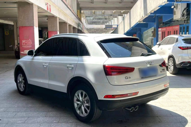 Audi Q3 2018 #5 Audi Q3 2018 car image #5