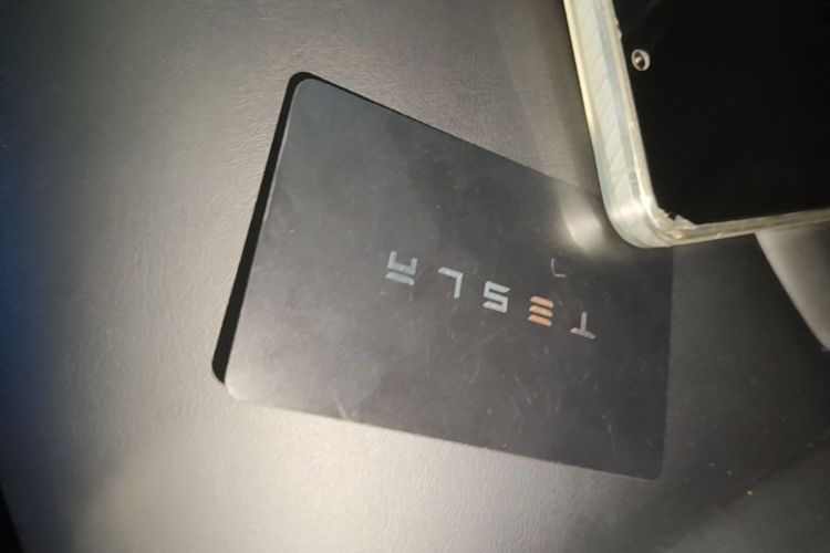 Tesla Model Y 2022 #9 Tesla Model Y 2022 car image #9