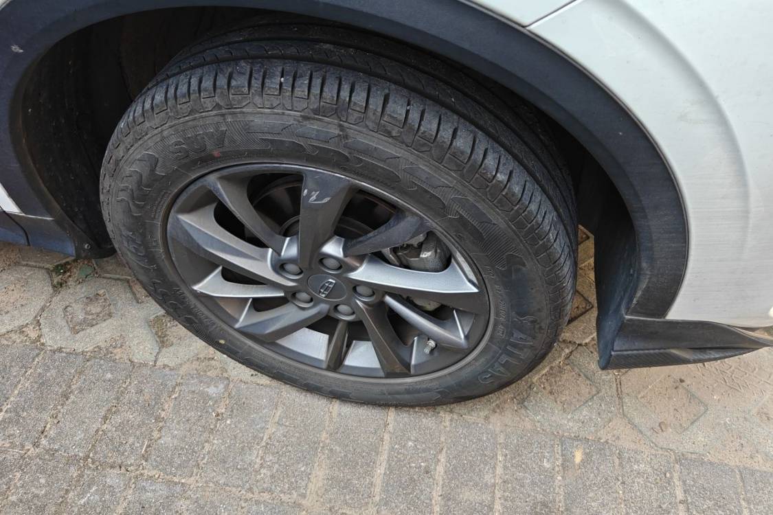 GEELY Coolray 2024 imagen de coche #9