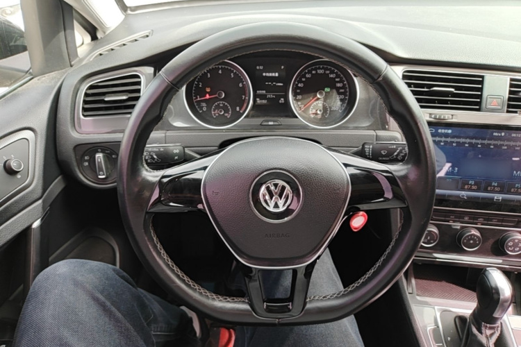 Volkswagen Golf 2017 #15 Volkswagen Golf 2017 صورة سيارة #15