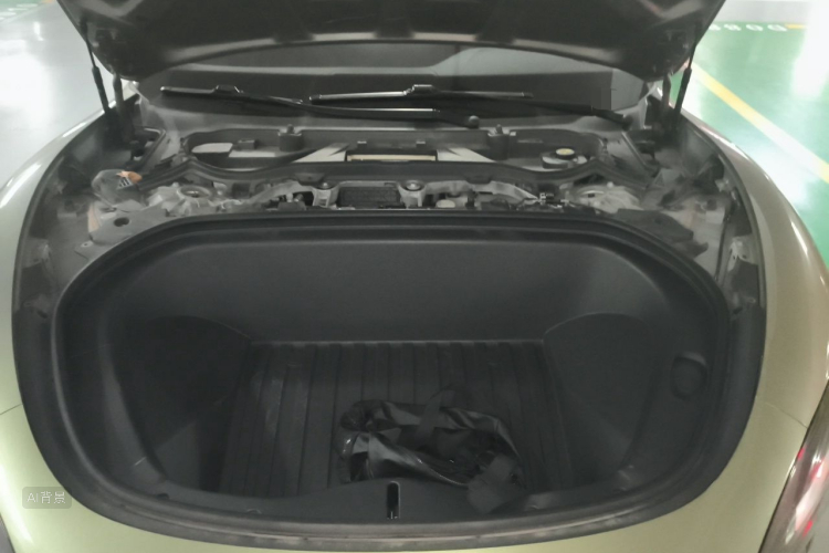 MI SU7 2024 imagen de coche #22
