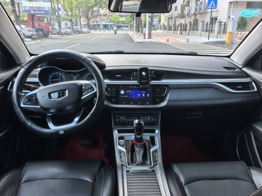 GEELY Emgrand 2019 #7 GEELY Emgrand 2019 car image #7