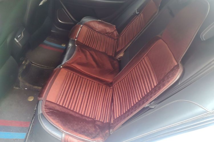 GEELY Emgrand 2019 #14 GEELY Emgrand 2019 car image #14