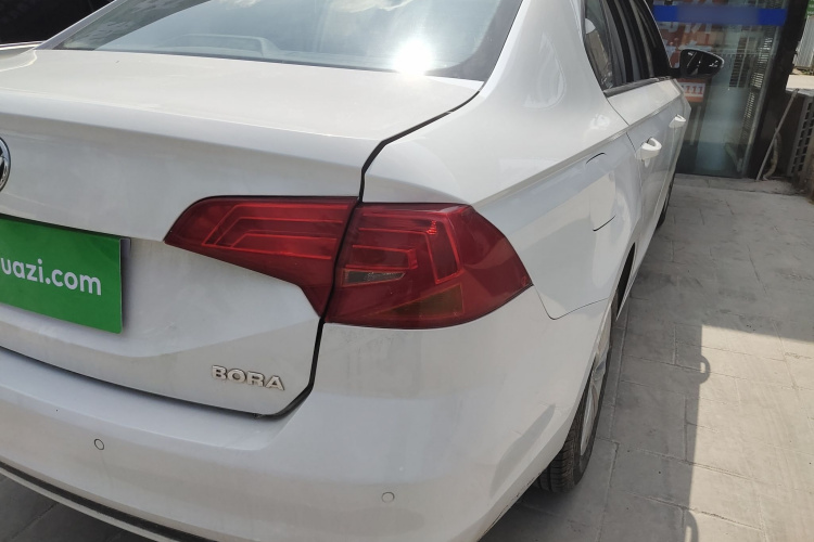 Volkswagen Bora 2018 car image #8