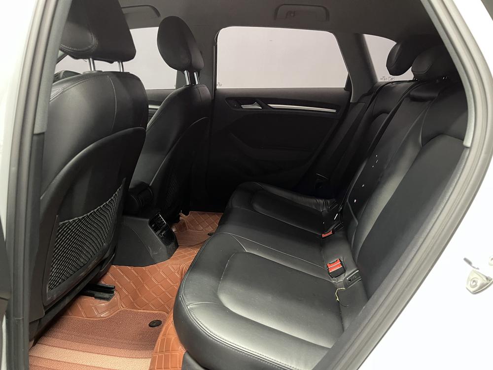 Audi A3 2019 car image #13