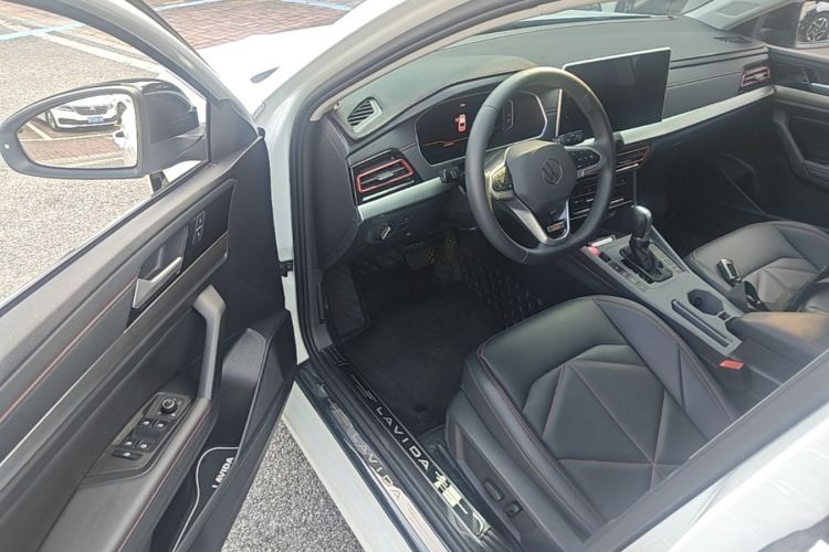 Volkswagen Lavida 2023 car image #18