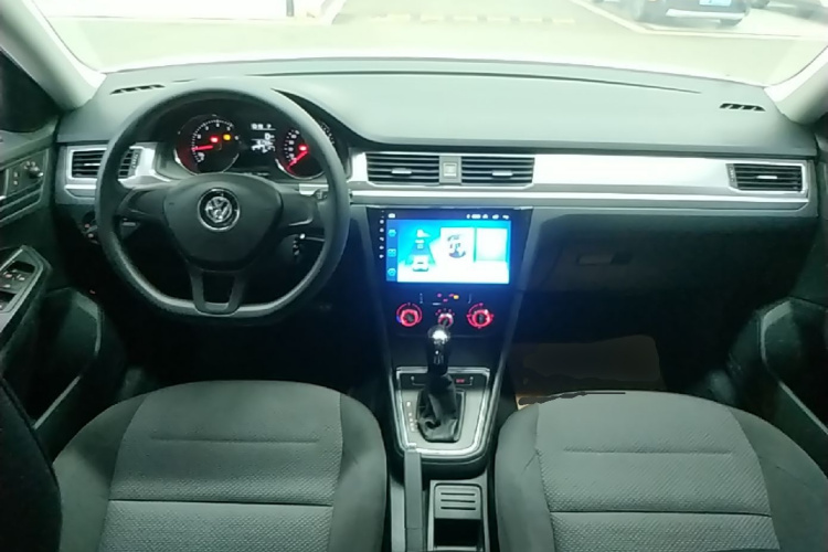 Volkswagen Bora 2019 car image #11
