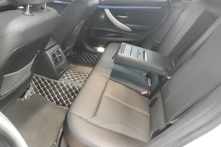 BMW 3 Series GT 2019 #17 BMW 3 Series GT 2019 car image #17