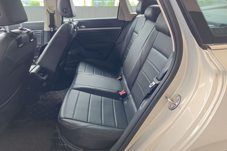 Volkswagen Lavida 2019 car image #19
